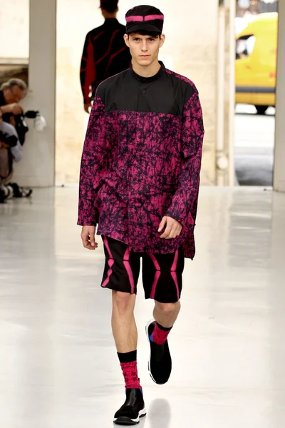 Look 35